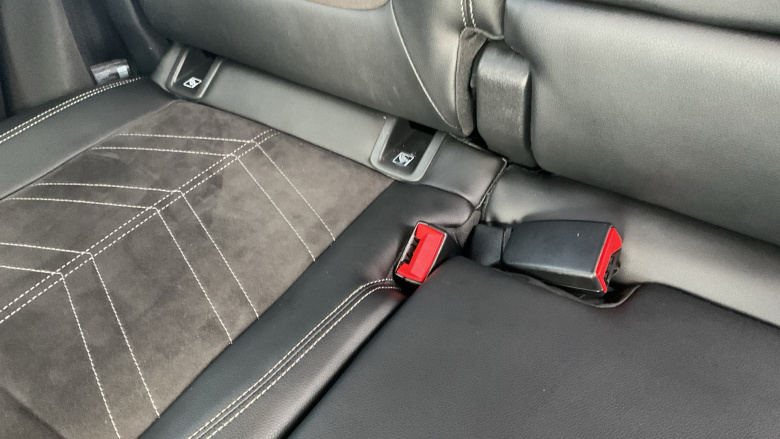 Vauxhall Grandland 1.5 Turbo D Ultimate 5dr Auto Diesel Hatchback